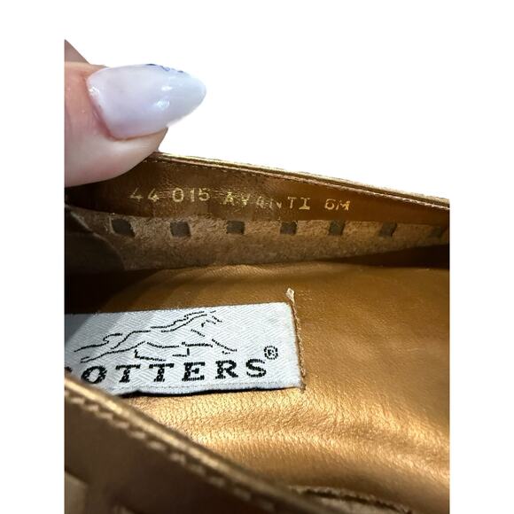 Trotters Avanti Gold Leather Heeled Loafers Size 6M - Picture 6 of 6